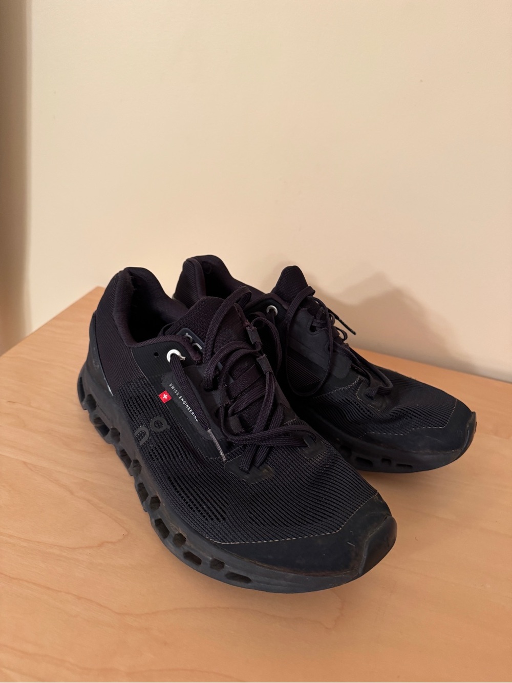 On Cloud 5 Running Shoes (Black)
